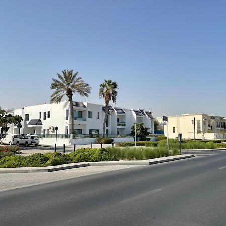 Al Corniche Hotel Шарджа Екстериор снимка