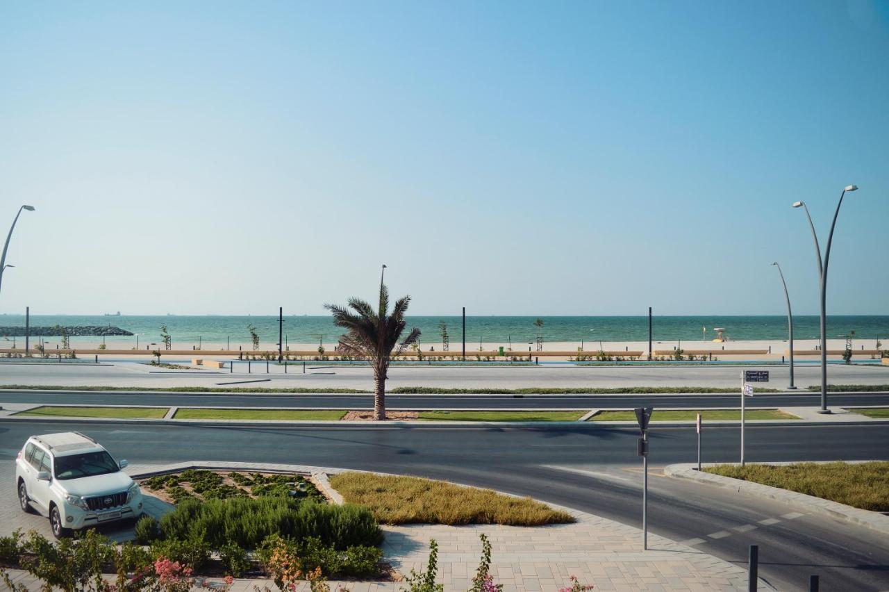 Al Corniche Hotel Шарджа Екстериор снимка