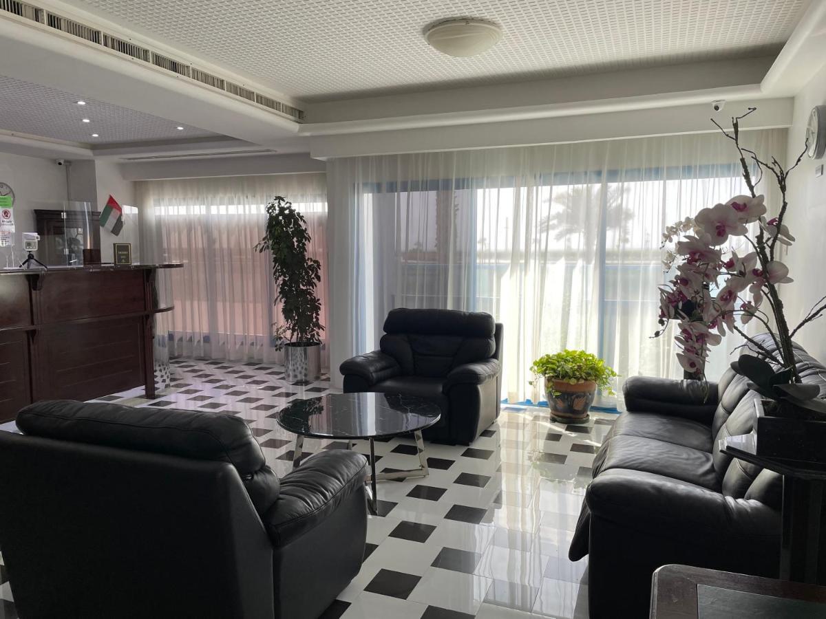 Al Corniche Hotel Шарджа Екстериор снимка